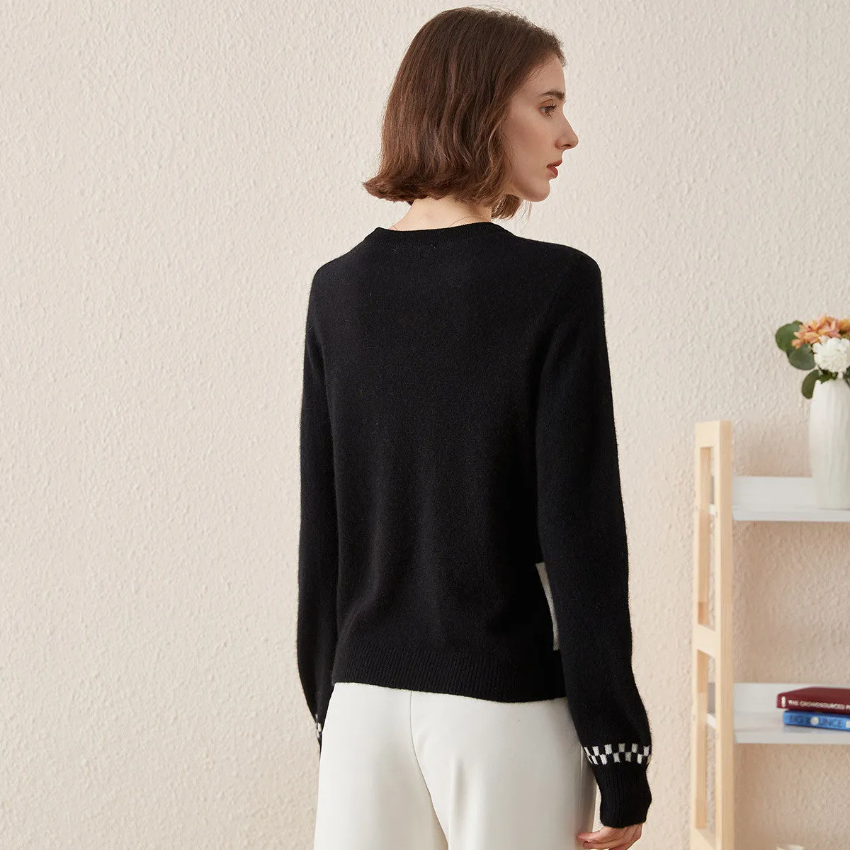 100% Cashmere Round Neck Knit Sweater