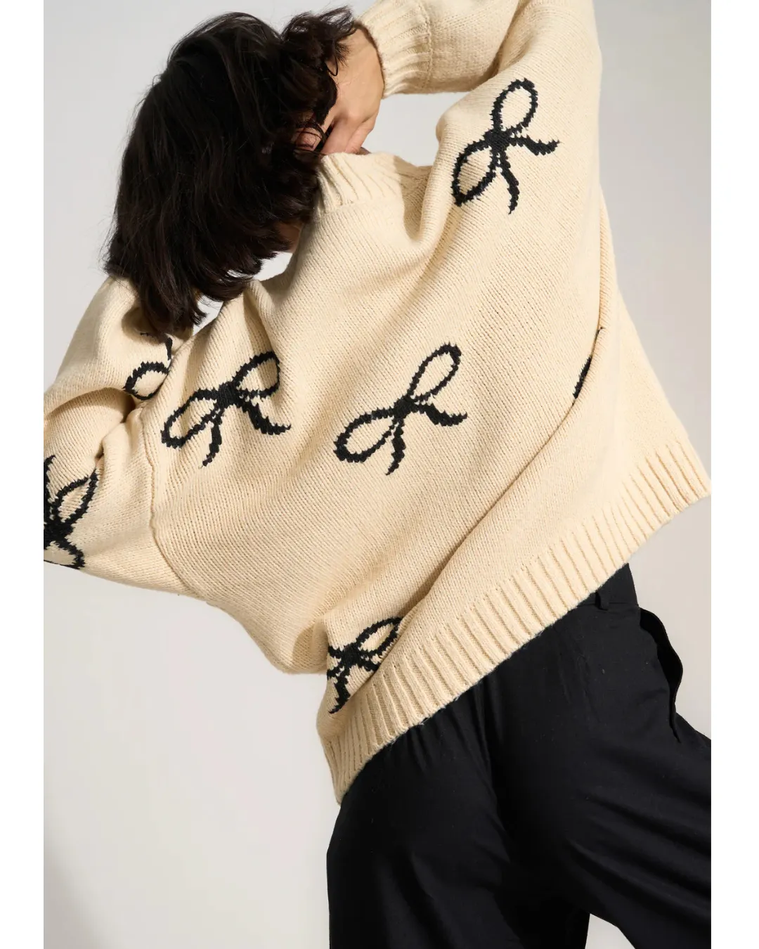 Bellamy Knit Pullover Creme Bow