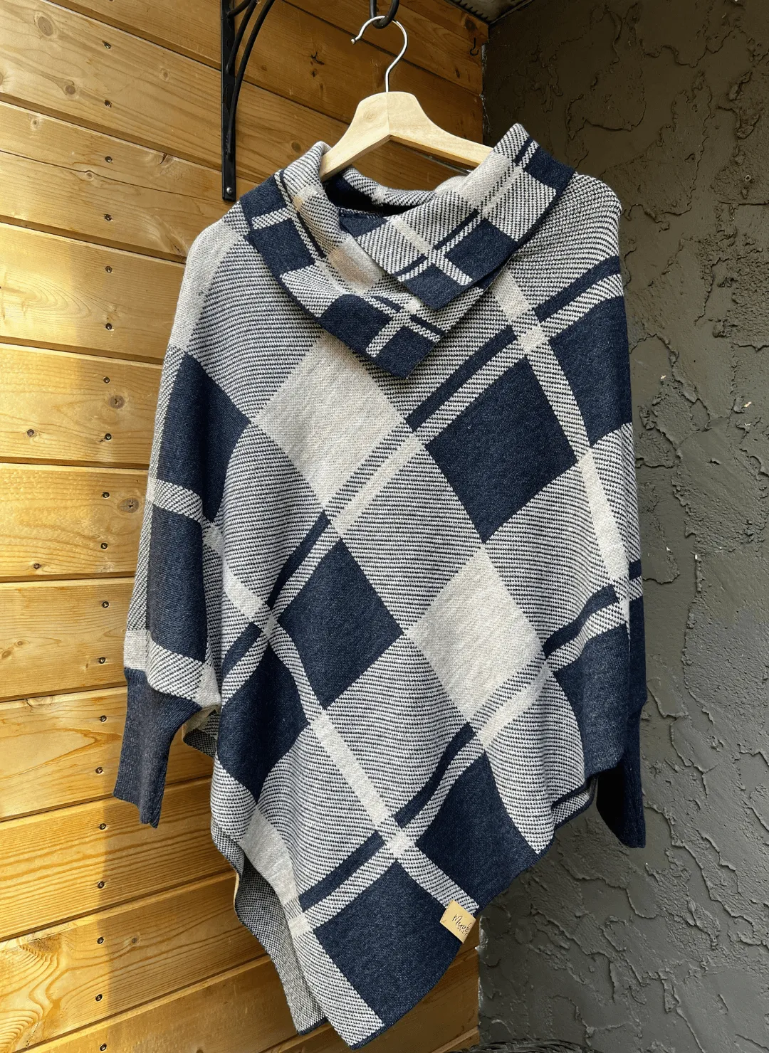 Everyday Poncho - Navy Plaid