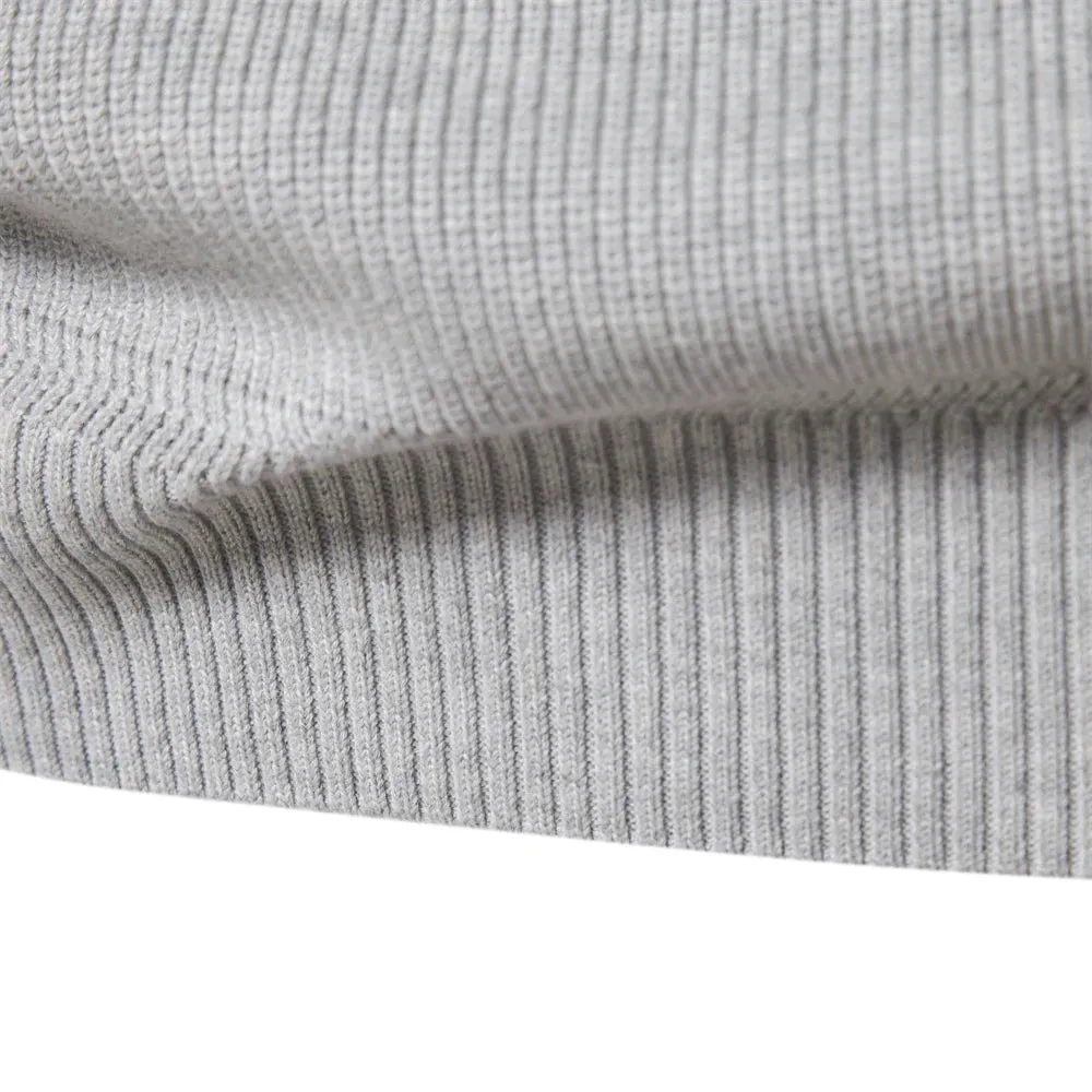 High-collar autumn/winter sweater