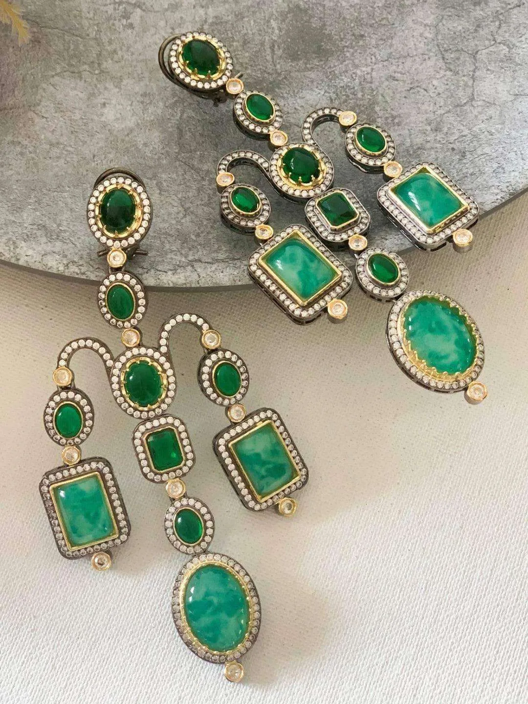 Nikita Dutta In Victorian Emerald Diamond Earring