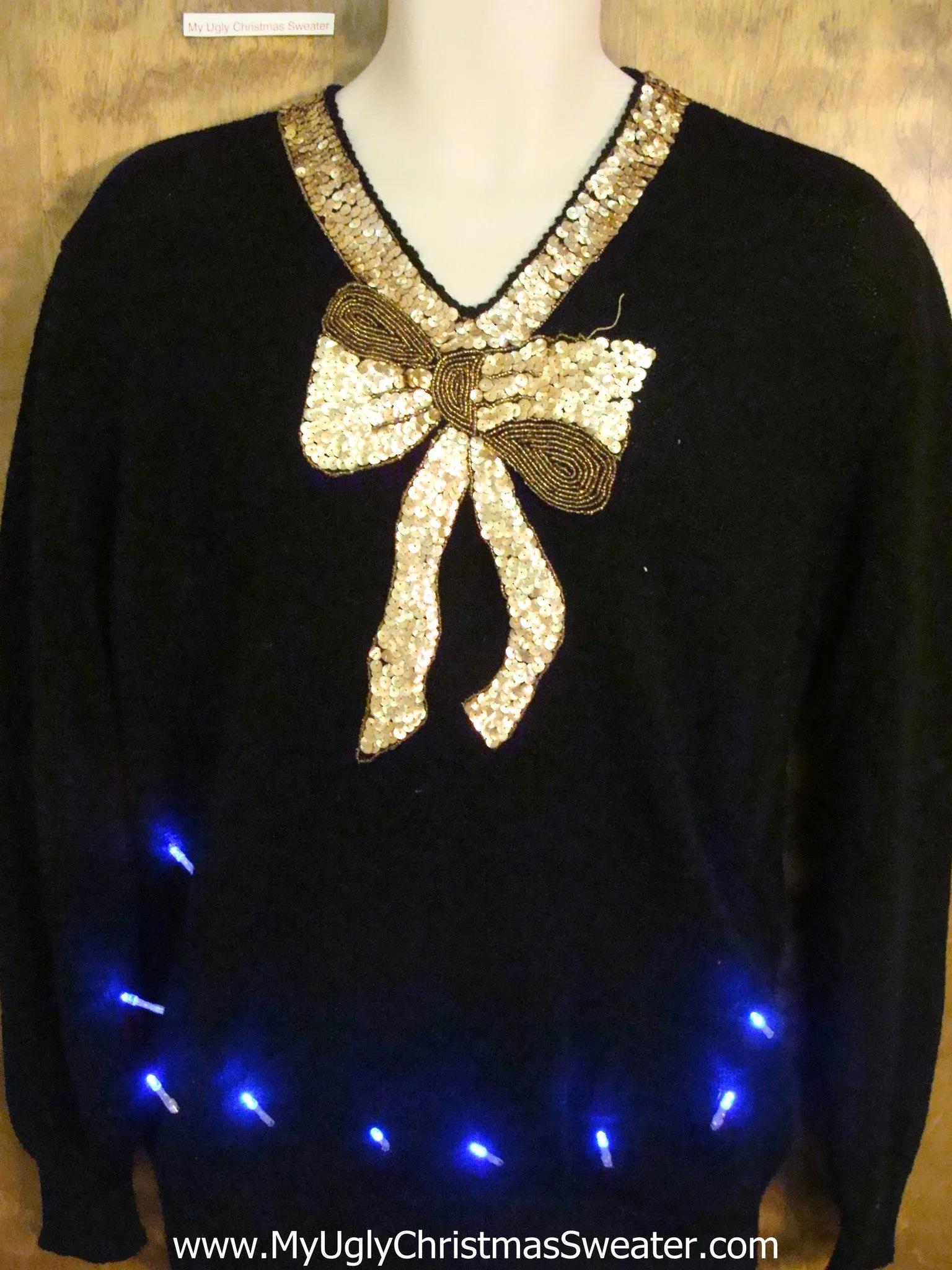 Super Cool 80s Light Up Ugly Xmas Sweater with Bling Bow