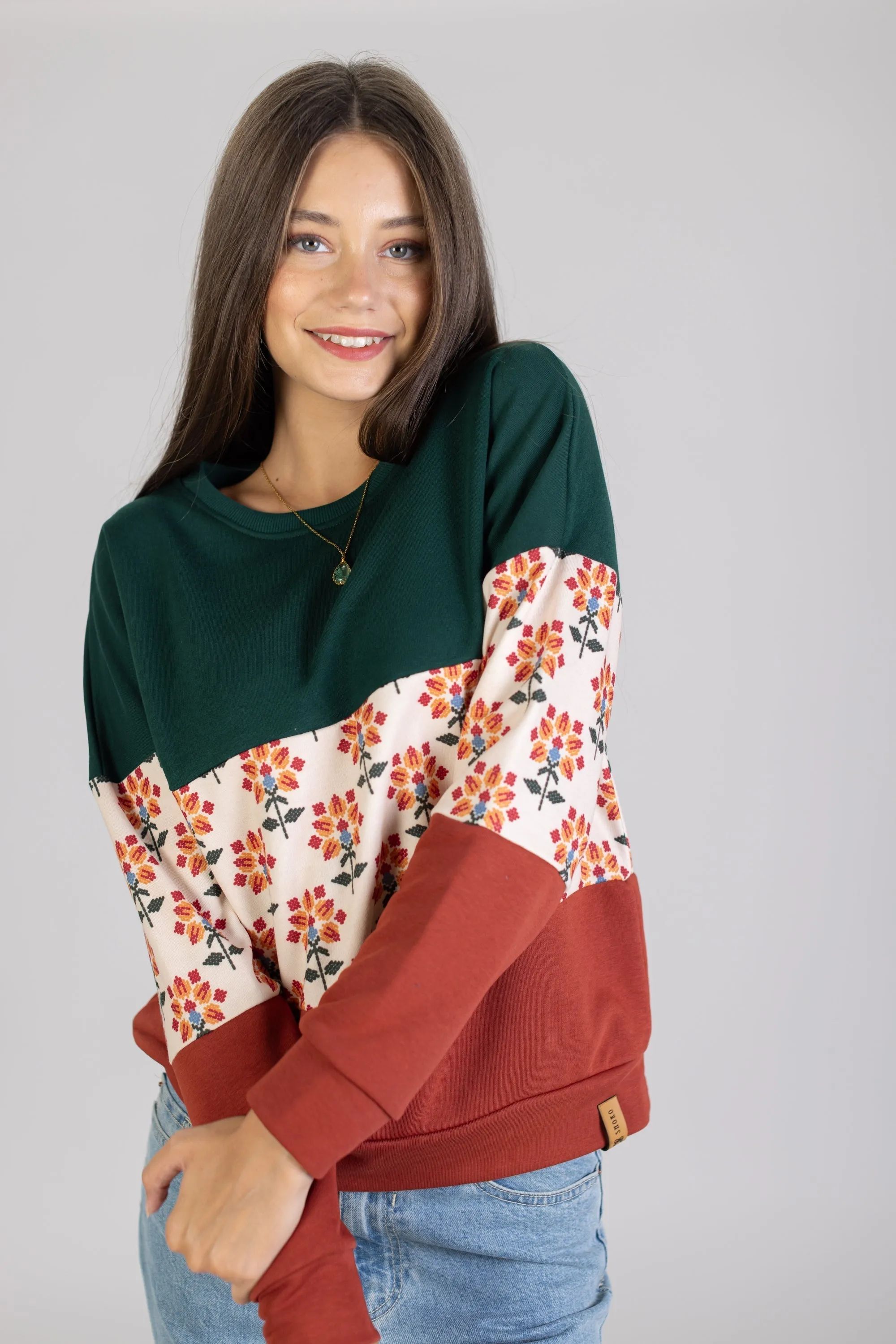 Sweater Mia Folk Floral.