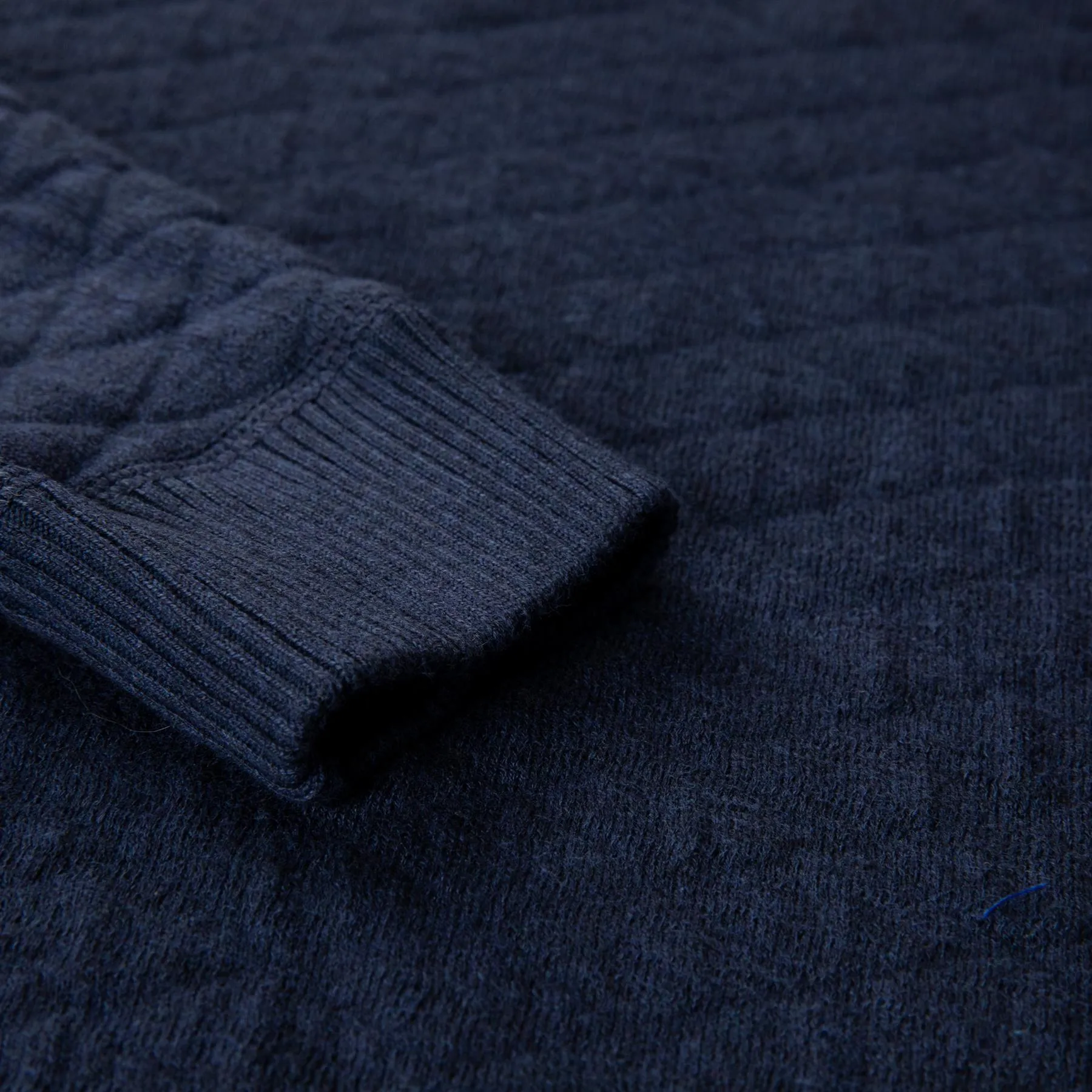 The Wallace Crewneck Sweater Heathered Navy - 2024